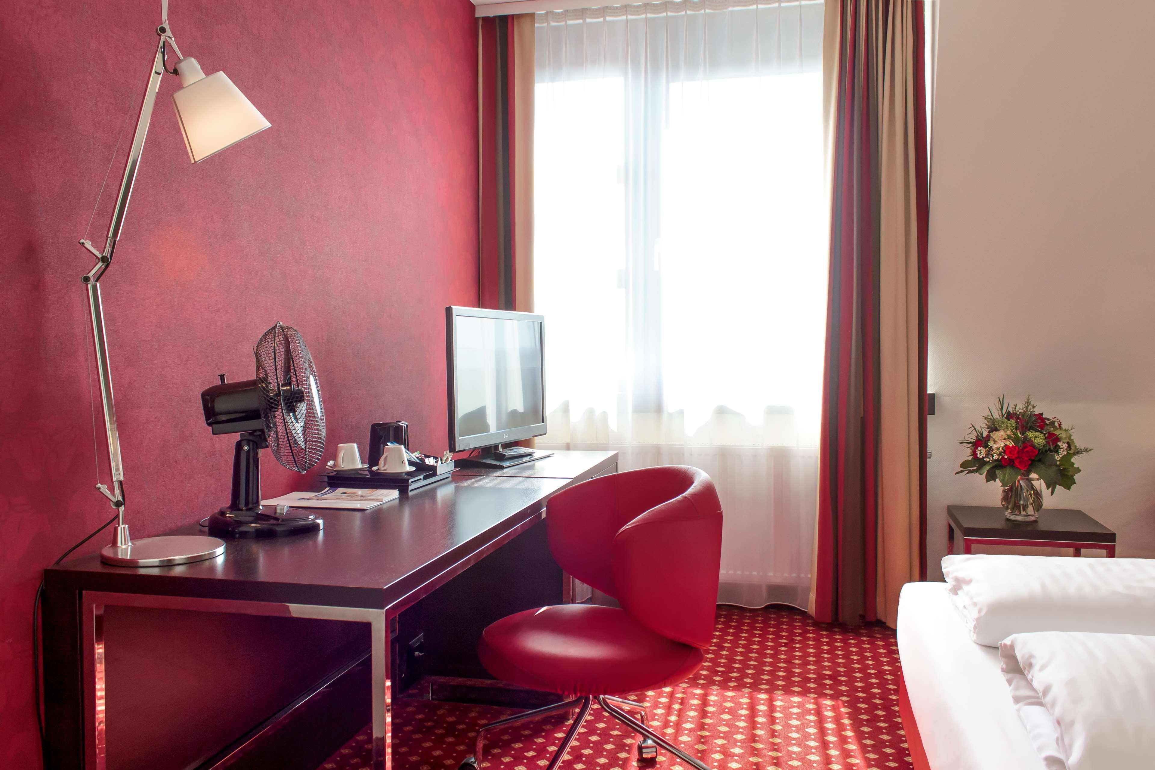 Best Western Plaza Hotel ヴェルス エクステリア 写真